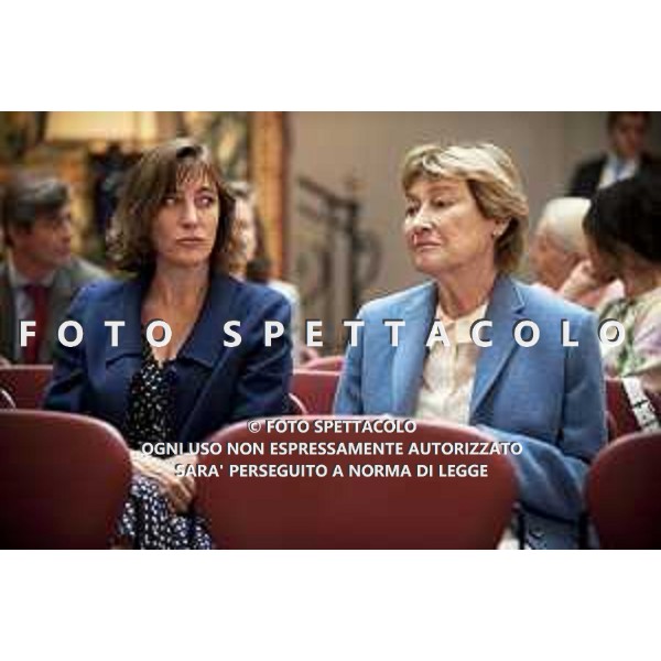 Marisa Borini e Valeria Bruni Tedeschi - Un castello in Italia ©Teodora Film