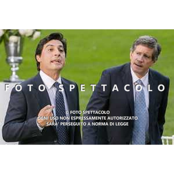 Emilio Solfrizzi e Riccardo Rossi - Un matrimonio da favola ©01 Distribution