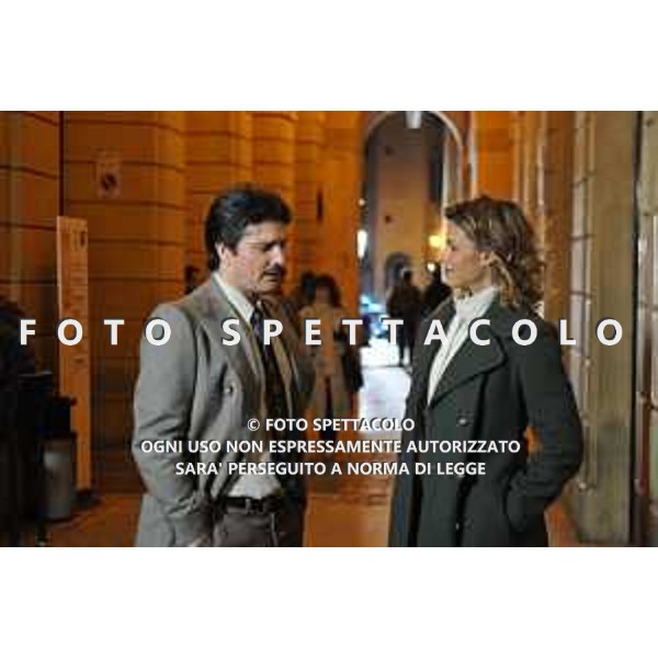 Martina Colombari e Lorenzo Flaherty - Bologna 2 agosto... I giorni della collera ©Telecomp Planet Film Production